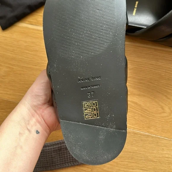 Brand new beautiful and very comfortable black Anine Bing sandals size 37 - Picture 3 of 5